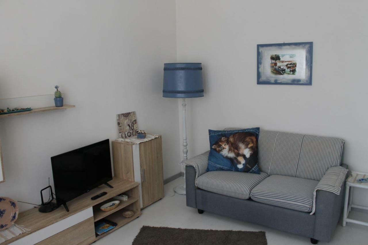 Casa Vacanza Due Elle - Casa Alice Триест Екстериор снимка